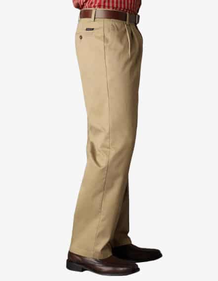 Dockers D3 Signature Khaki  Classic Fit, Pleated Front