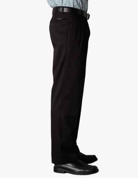 Dockers D3 Signature Khaki  Classic Fit, Pleated Front
