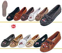 Women's Minnetonka Thunderbird II Moccasins