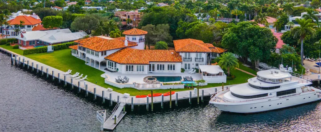 https://nightfallgroup.com/luxury-villas-miami/