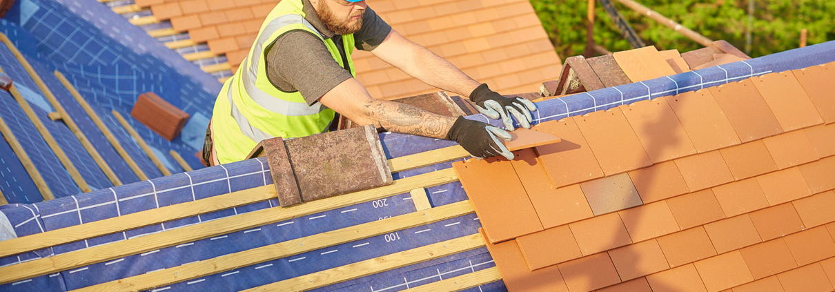 Replacement roofing service