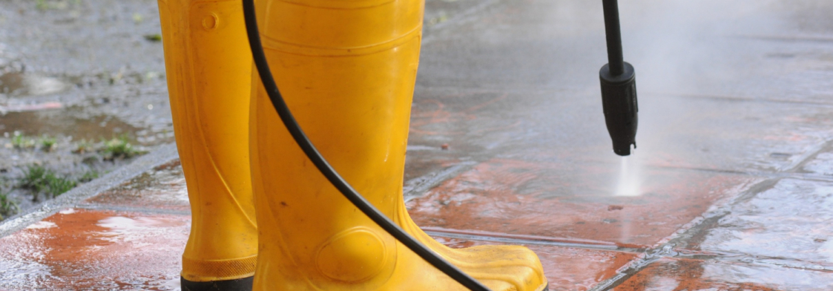 Safety Tips Every Homeowner Should Know Before Pressure Washing