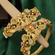 Fehmida Nawab Bangles Design