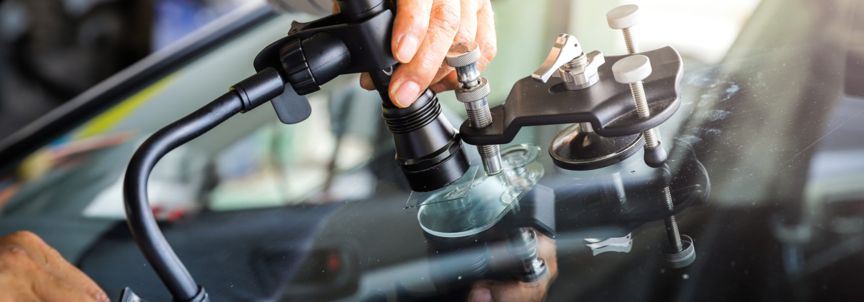 Auto Glass Expert Services in Houston, TX: Complete Guide to Windshield Repair and Replacement