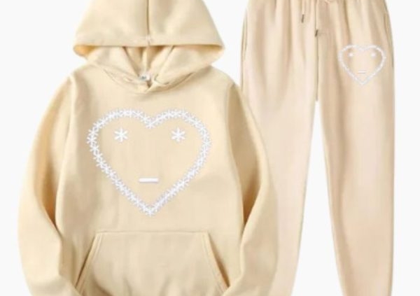 Carsicko Hoodie Fits That Never Miss