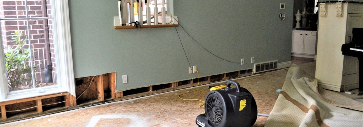 Complete Flood Cleanup Solutions – Water Extraction to Restoration