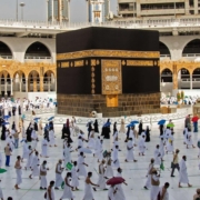 Direct Umrah Flights from the UK (1)