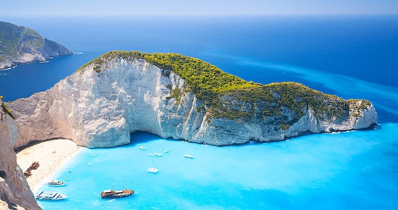 Must-Visit Greek Islands