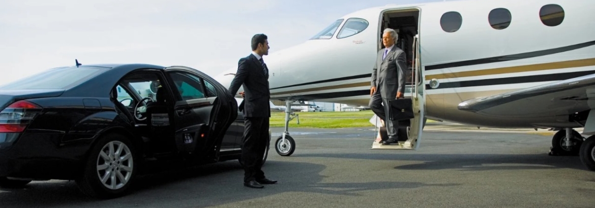 Private chauffeur service is more than just a luxury—it is a necessity for those who value their time, safety, and comfort.