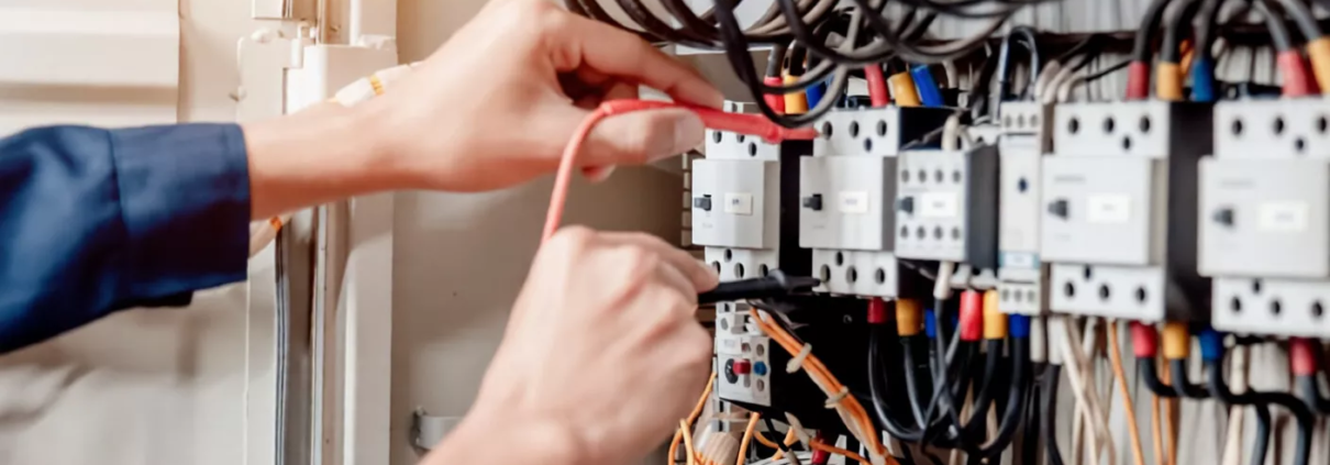 Professional Commercial Electrician Services Denver