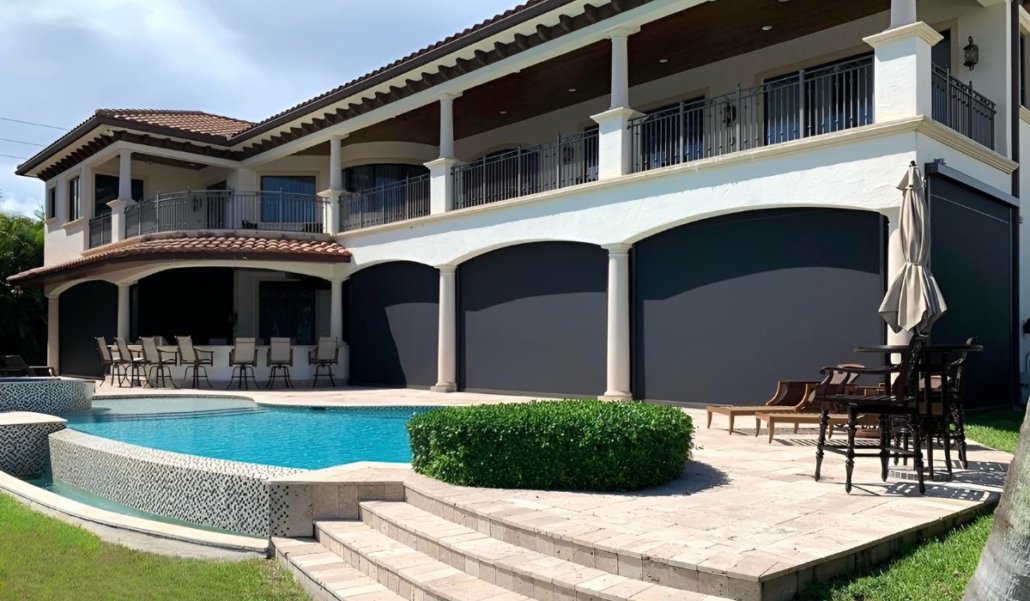 retractable screen