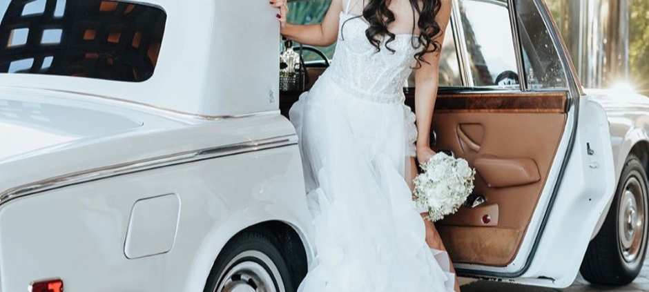 Wedding dress