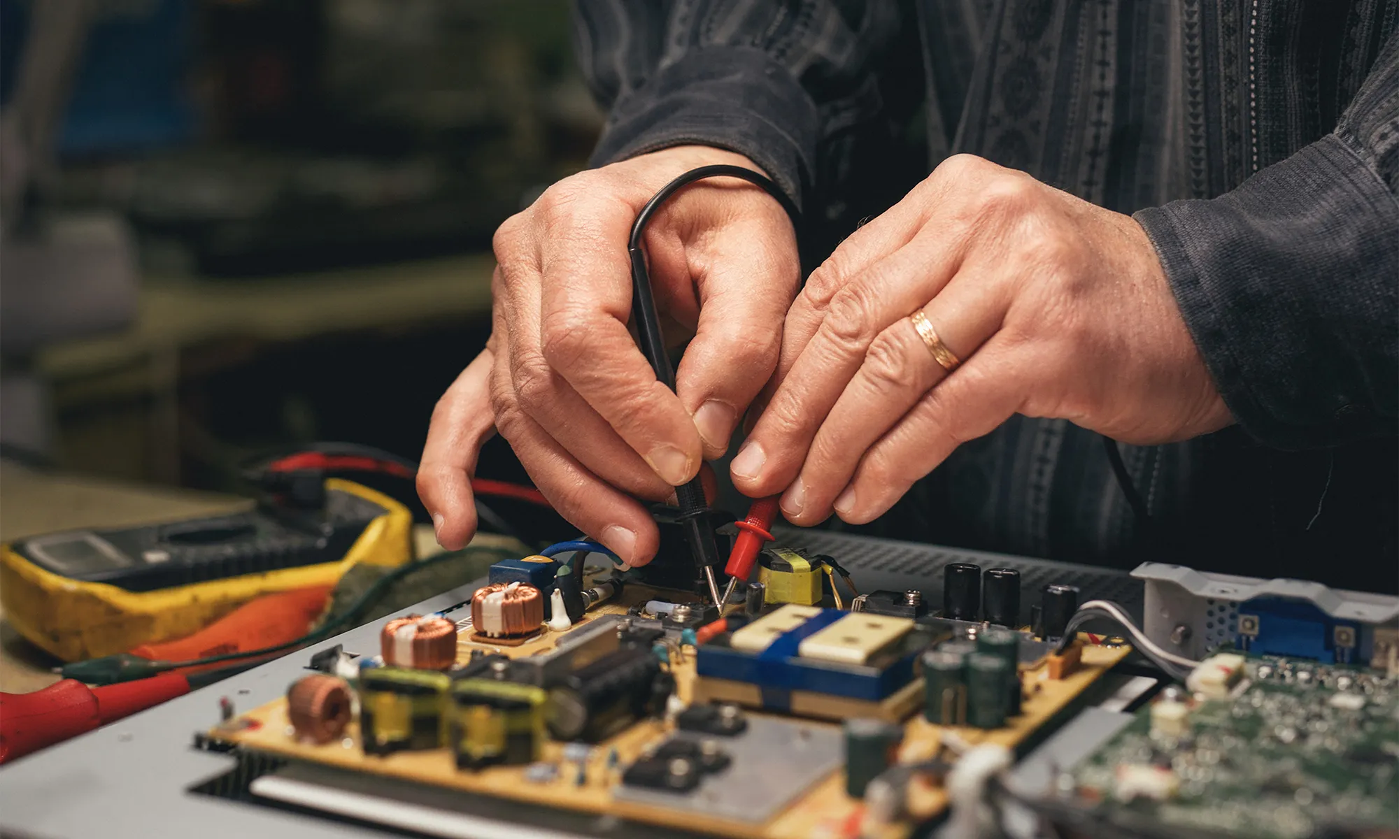 electronics repair service