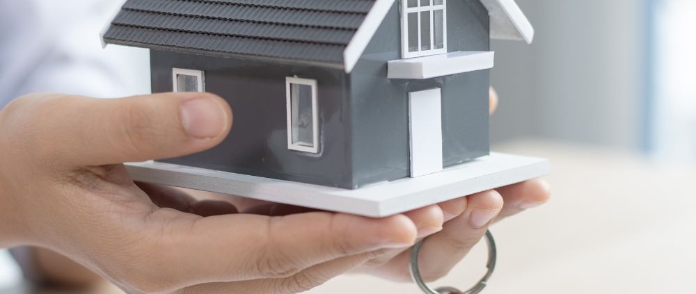 commercial property manager in Riverside